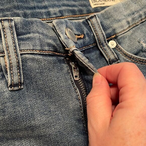 blankNYC Hiker Short jean shorts jorts embroidered 27 EUC distressed - Picture 12 of 15